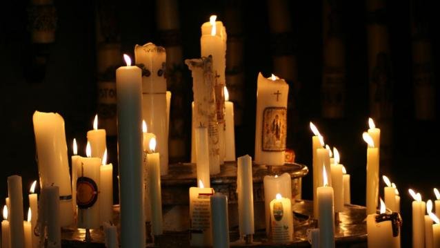 Kerzen bei Maria Lichtmess (c) Erzbistum Köln / Bernhard Riedl