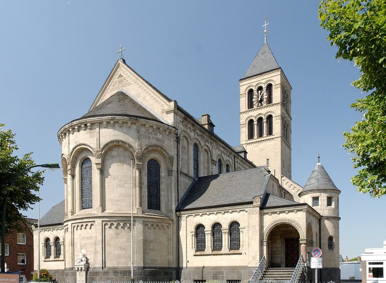 St. Blasius von Südosten (c) kath. Kirchengemeinde St. Bonifatius Düsseldorf